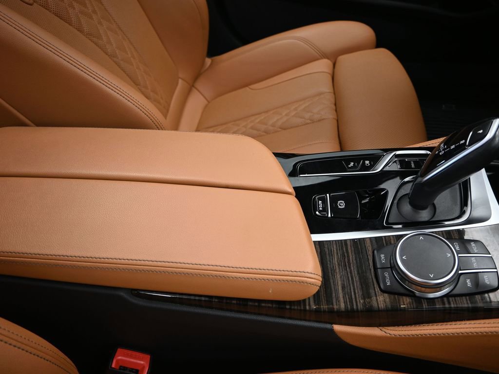 Certified 2023 BMW 530e w/ M Sport Package image 27