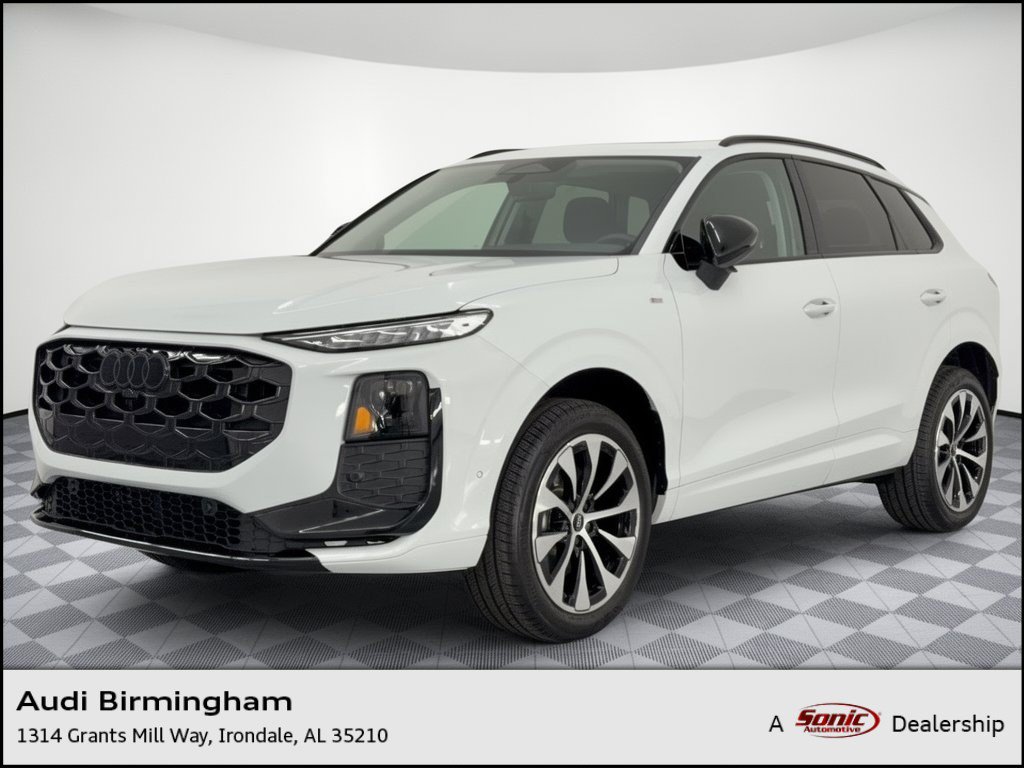 Used 2026 Audi Q3 quattro 2.0T w/ Driver Assistance Package