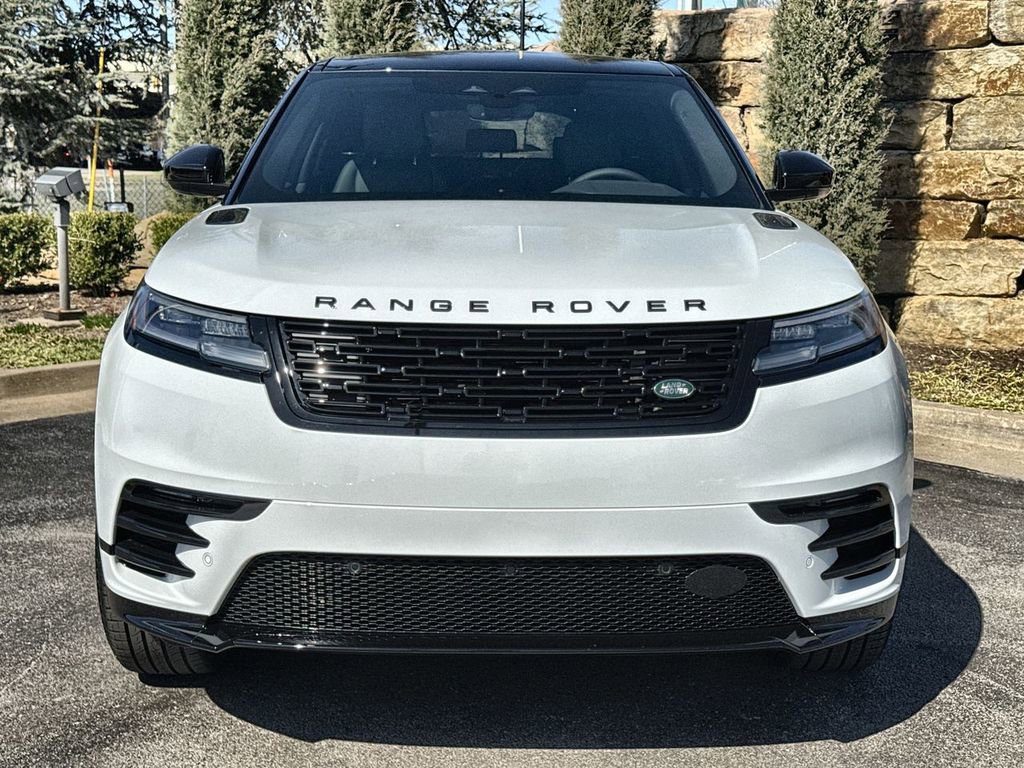 Certified 2025 Land Rover Range Rover Velar Dynamic SE image 8