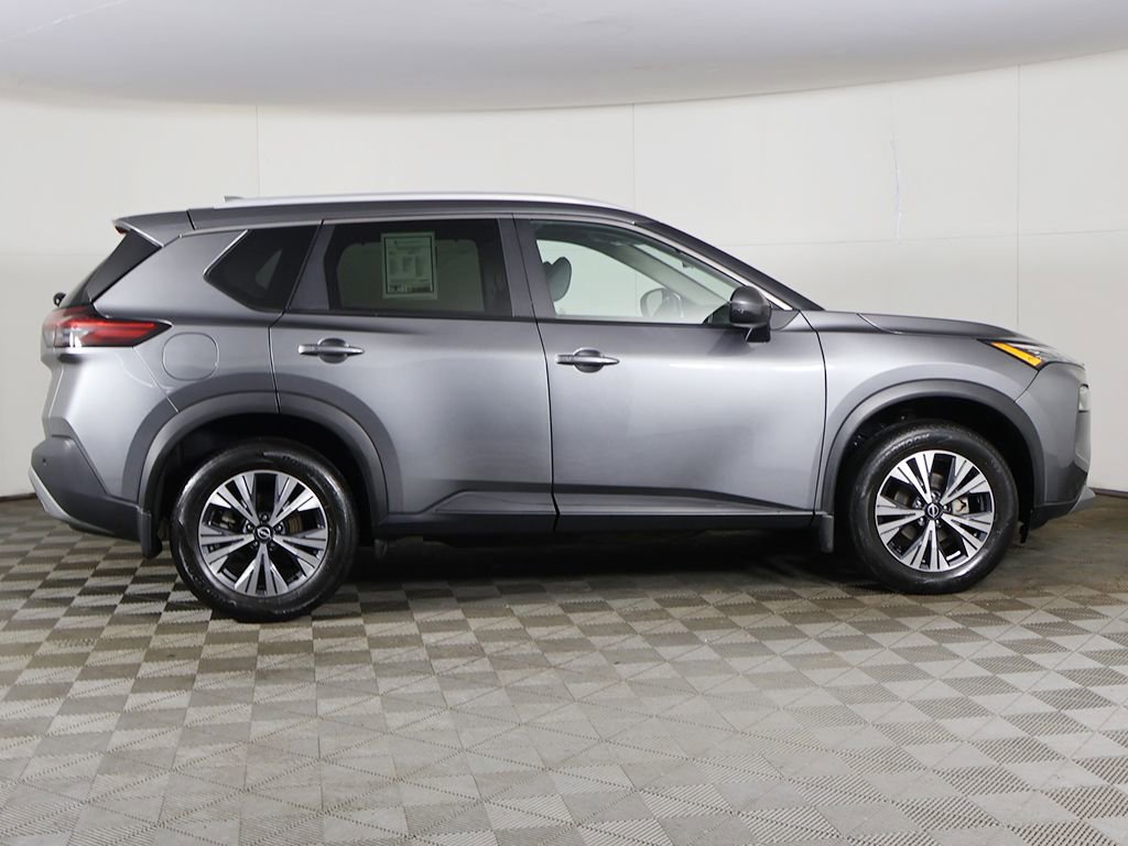 Used 2023 Nissan Rogue SV w/ SV Premium Package image 17