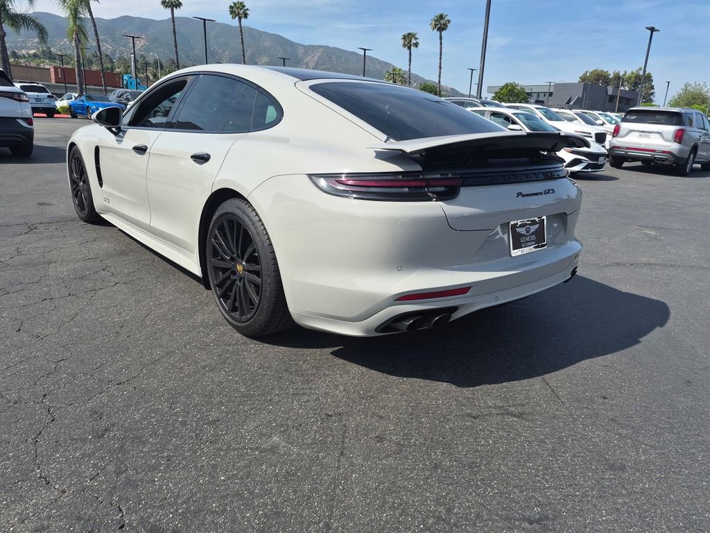 Used 2019 Porsche Panamera GTS image 4