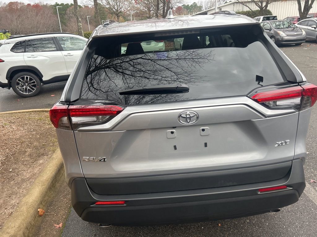 New 2025 Toyota RAV4 XLE image 16