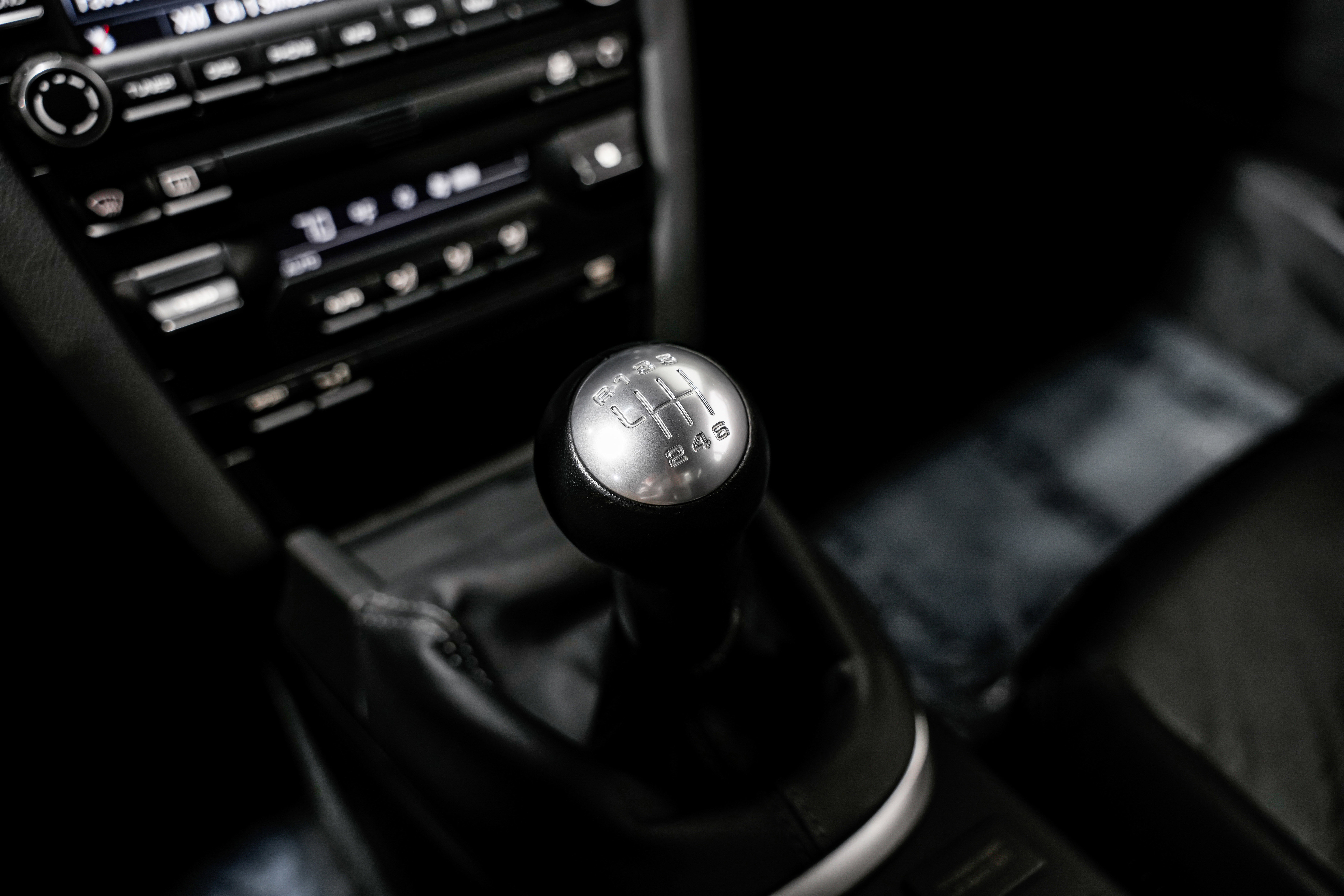 Used 2011 Porsche Cayman S image 15