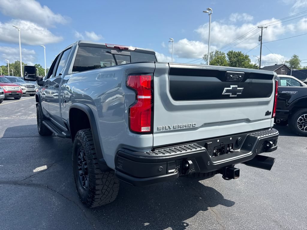 Used 2025 Chevrolet Silverado 2500 ZR2 w/ ZR2 Bison Edition AWD/4WD image 11