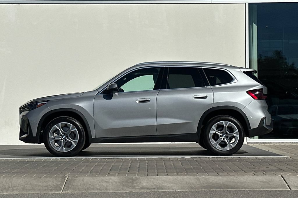 Used 2023 BMW X1 xDrive28i w/ Premium Package AWD/4WD image 6