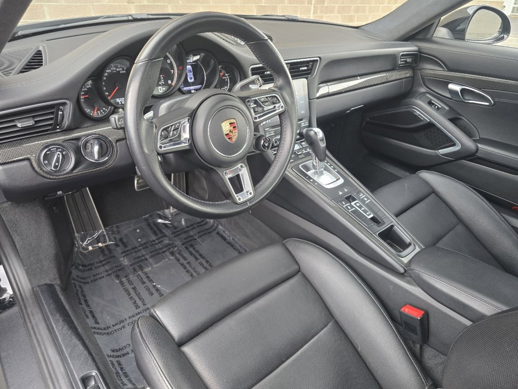 Used 2017 Porsche 911 Turbo image 5