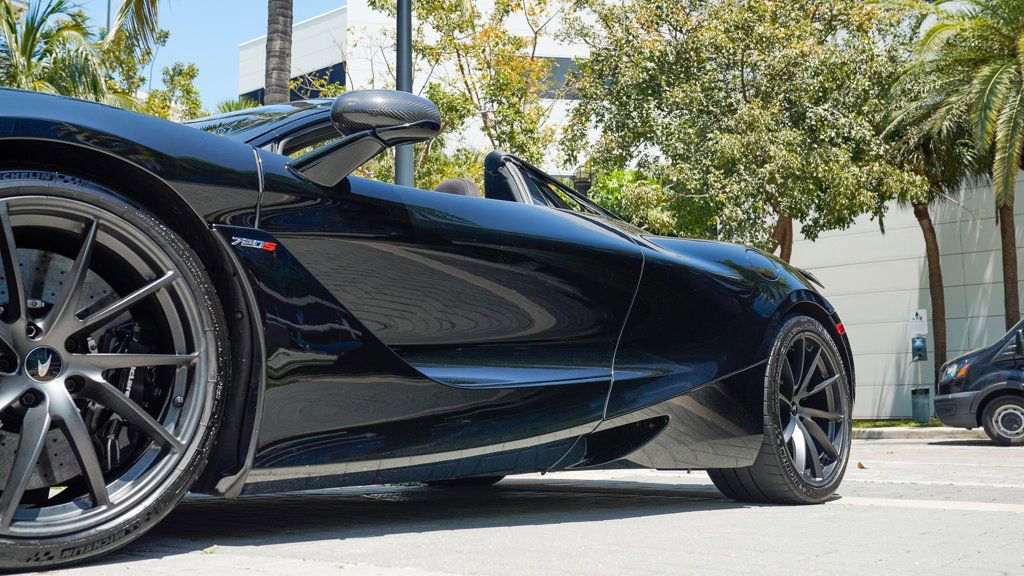 Used 2021 McLaren 720S Spider RWD image 9