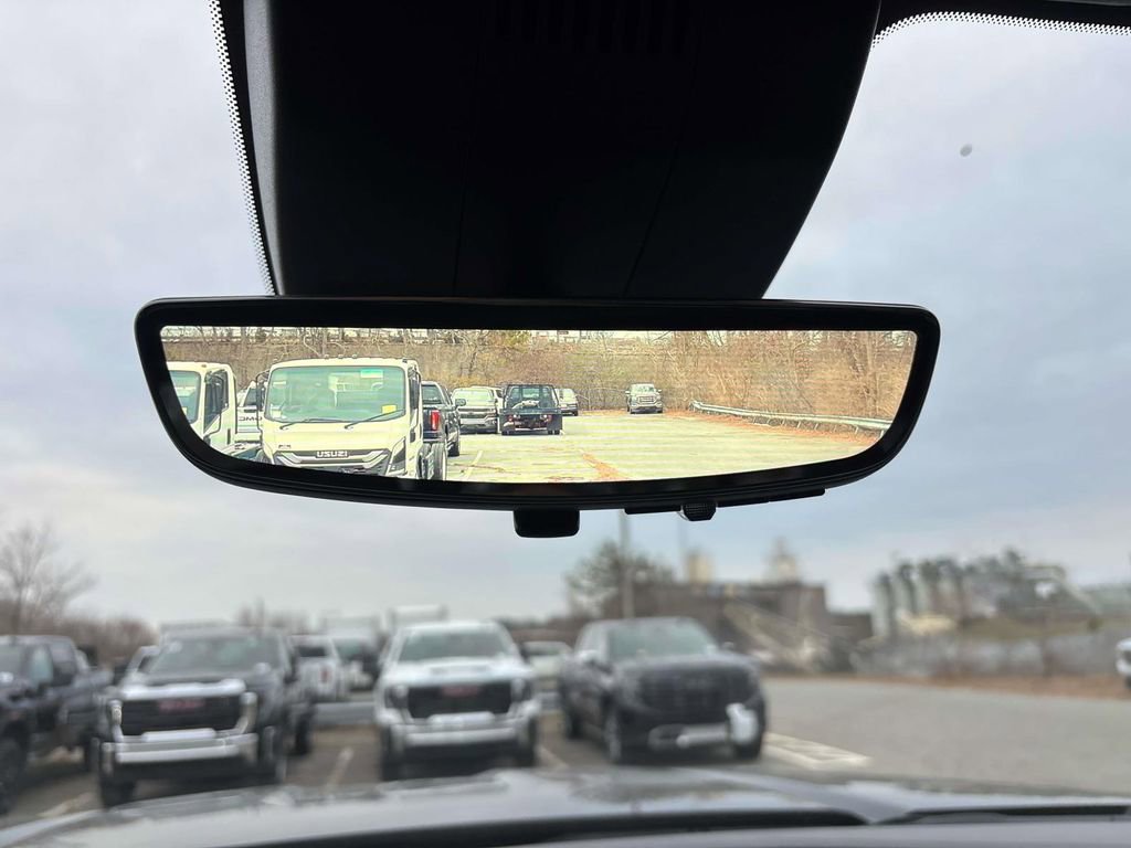 New 2026 GMC Sierra 3500 Denali w/ Denali Reserve Package image 15