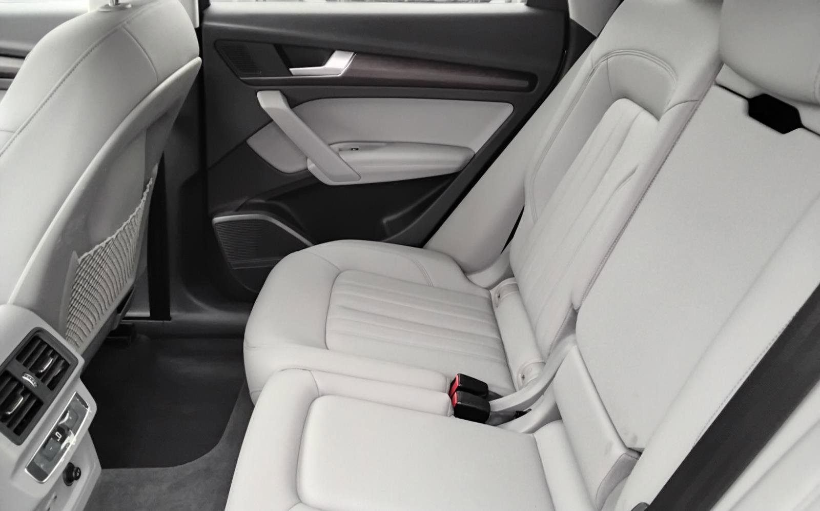 Used 2023 Audi Q5 2.0T Premium Plus w/ Premium Plus Package image 19