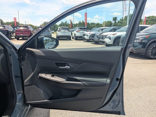 New 2026 Nissan Sentra SV w/ SV Convenience Package FWD image 31