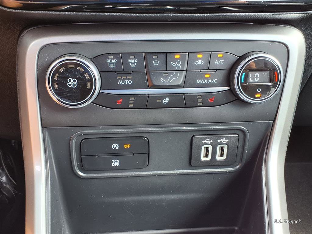 Used 2021 Ford EcoSport Titanium image 11