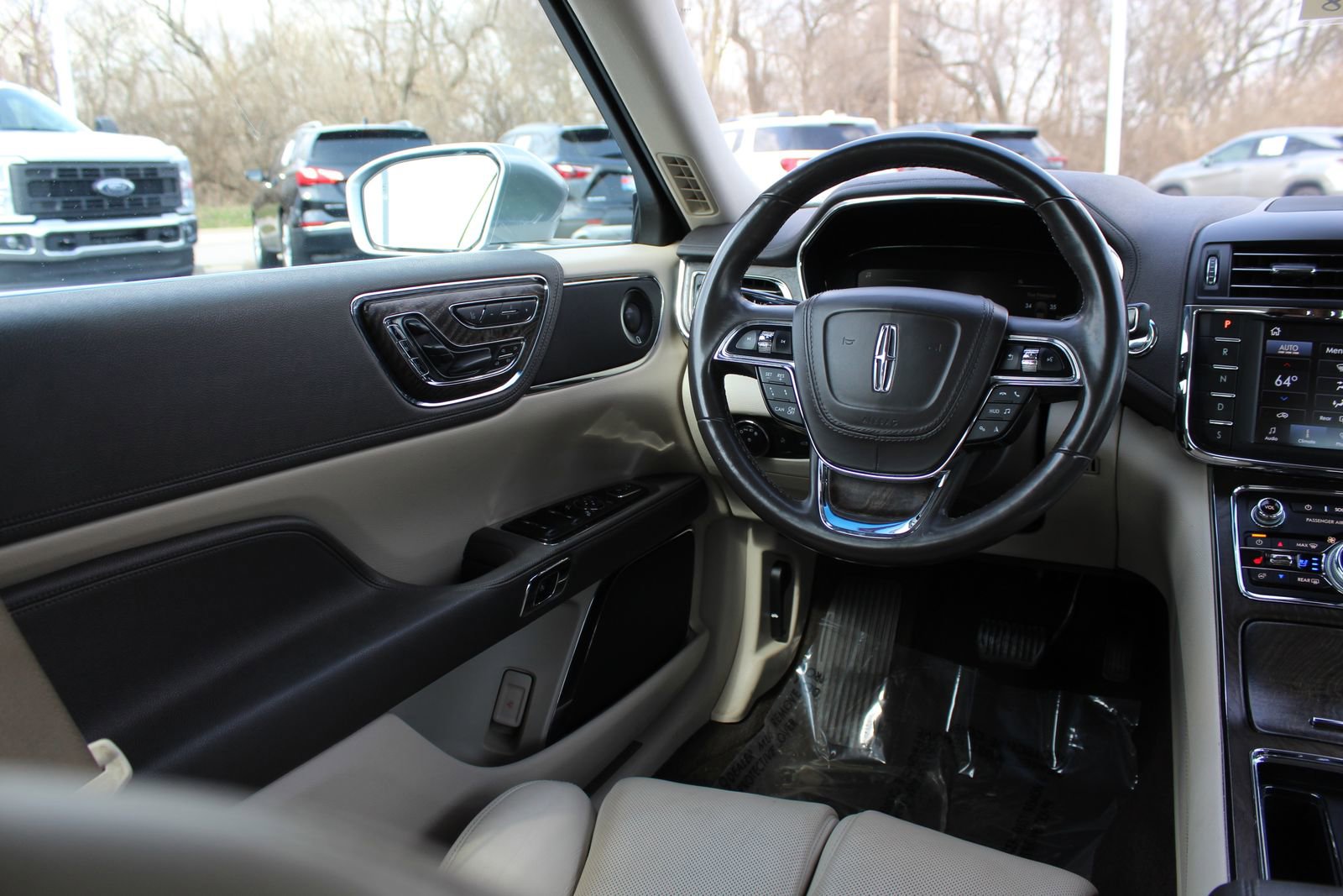 Used 2020 Lincoln Continental Reserve image 9