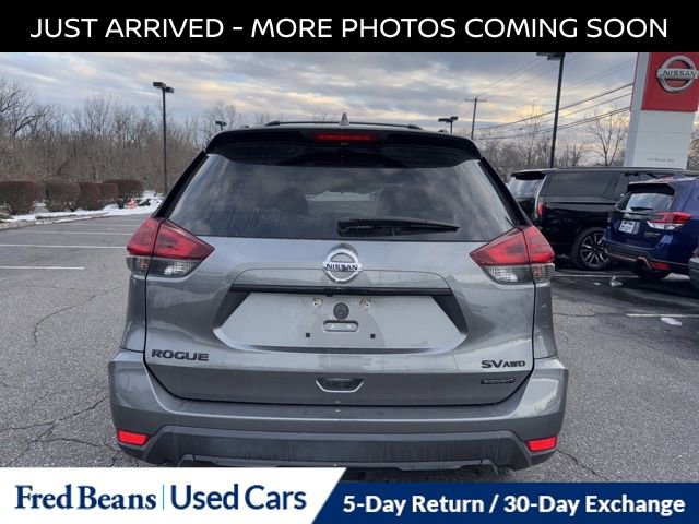 Certified 2018 Nissan Rogue SV image 7