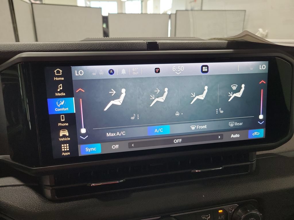 New 2025 Jeep Gladiator Sport AWD/4WD image 15