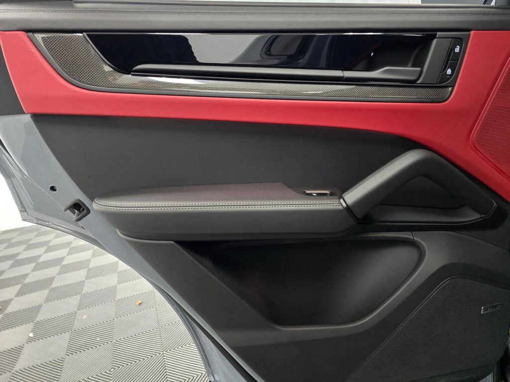 Certified 2024 Porsche Cayenne Turbo GT image 22