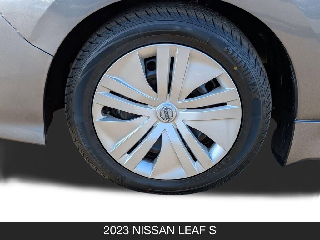 Certified 2023 Nissan Leaf S FWD image 11