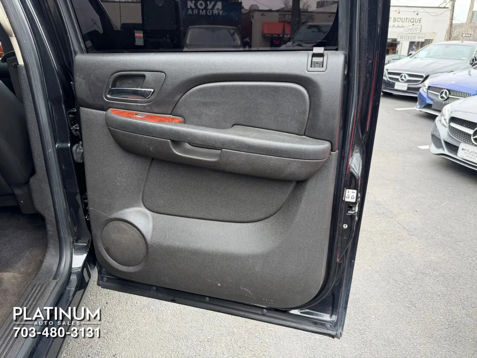 Used 2010 Chevrolet Silverado 1500 LTZ w/ Convenience Package image 17