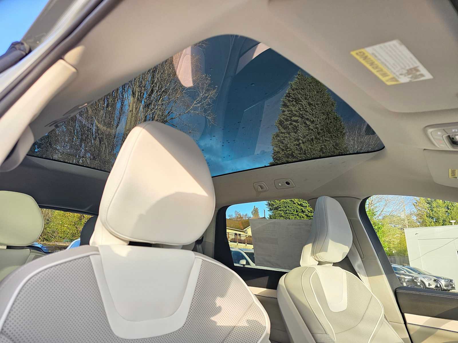 New 2025 Volvo EX90 Plus AWD/4WD image 11