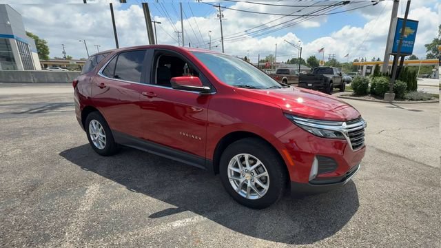 Used 2024 Chevrolet Equinox LT w/ LPO, Floor Liner Package AWD/4WD image 2