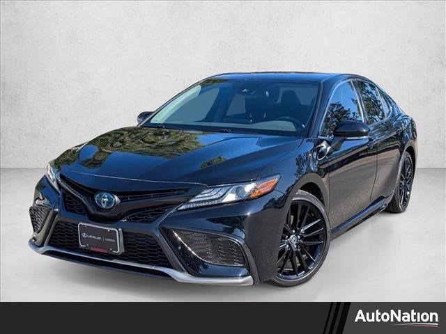 Used 2023 Toyota Camry XSE image 1