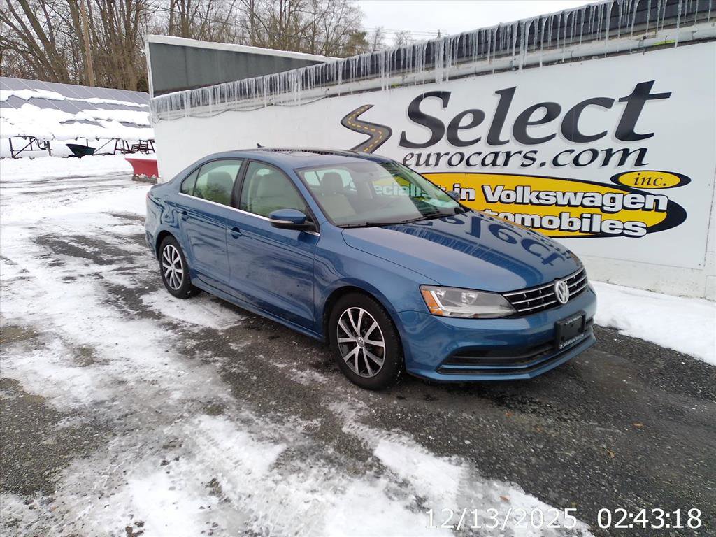 Used 2018 Volkswagen Jetta SE image 2