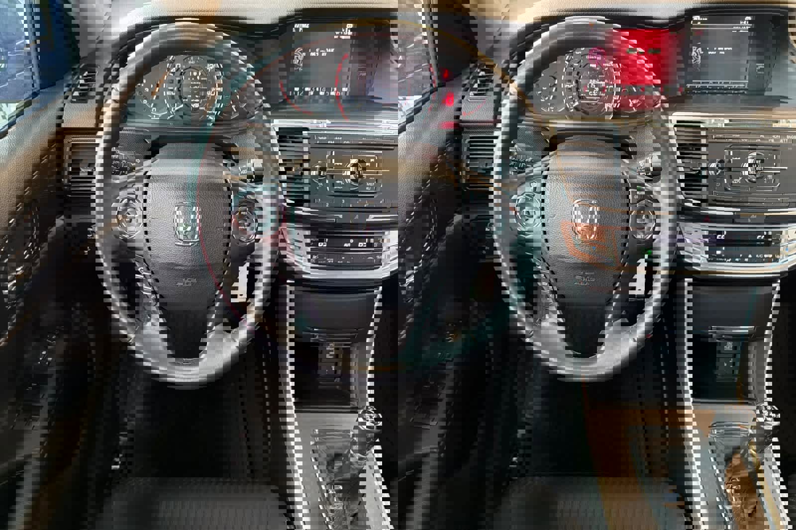 Used 2015 Honda Accord Sport image 16