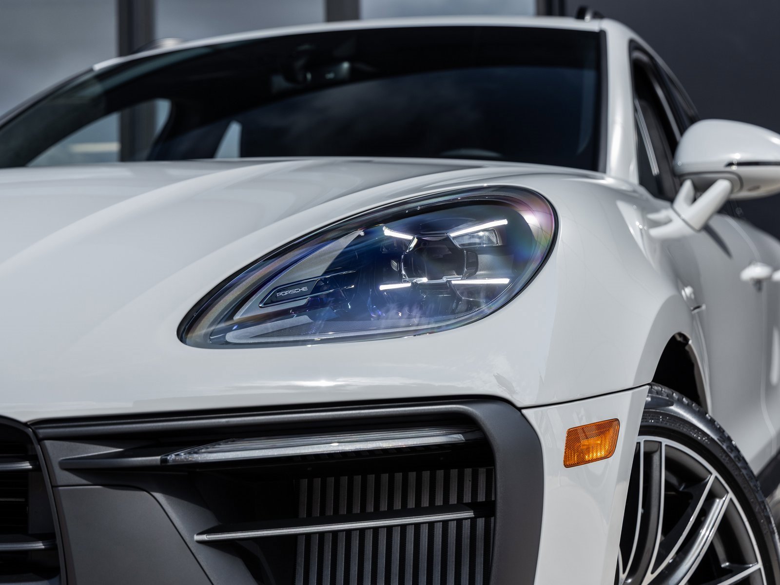 New 2026 Porsche Macan GTS image 17