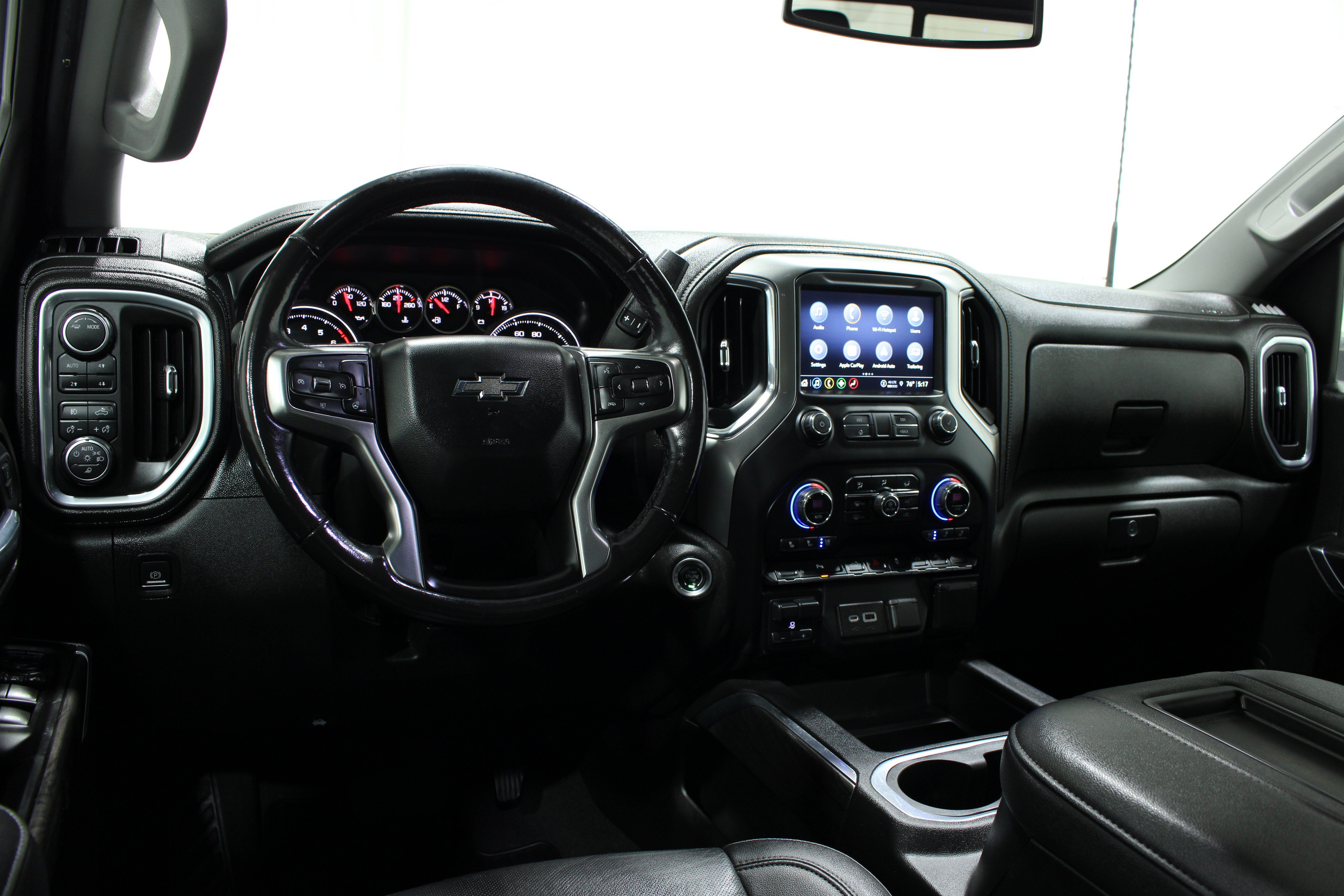 Used 2021 Chevrolet Silverado 2500 LTZ w/ LTZ Plus Package AWD/4WD image 2