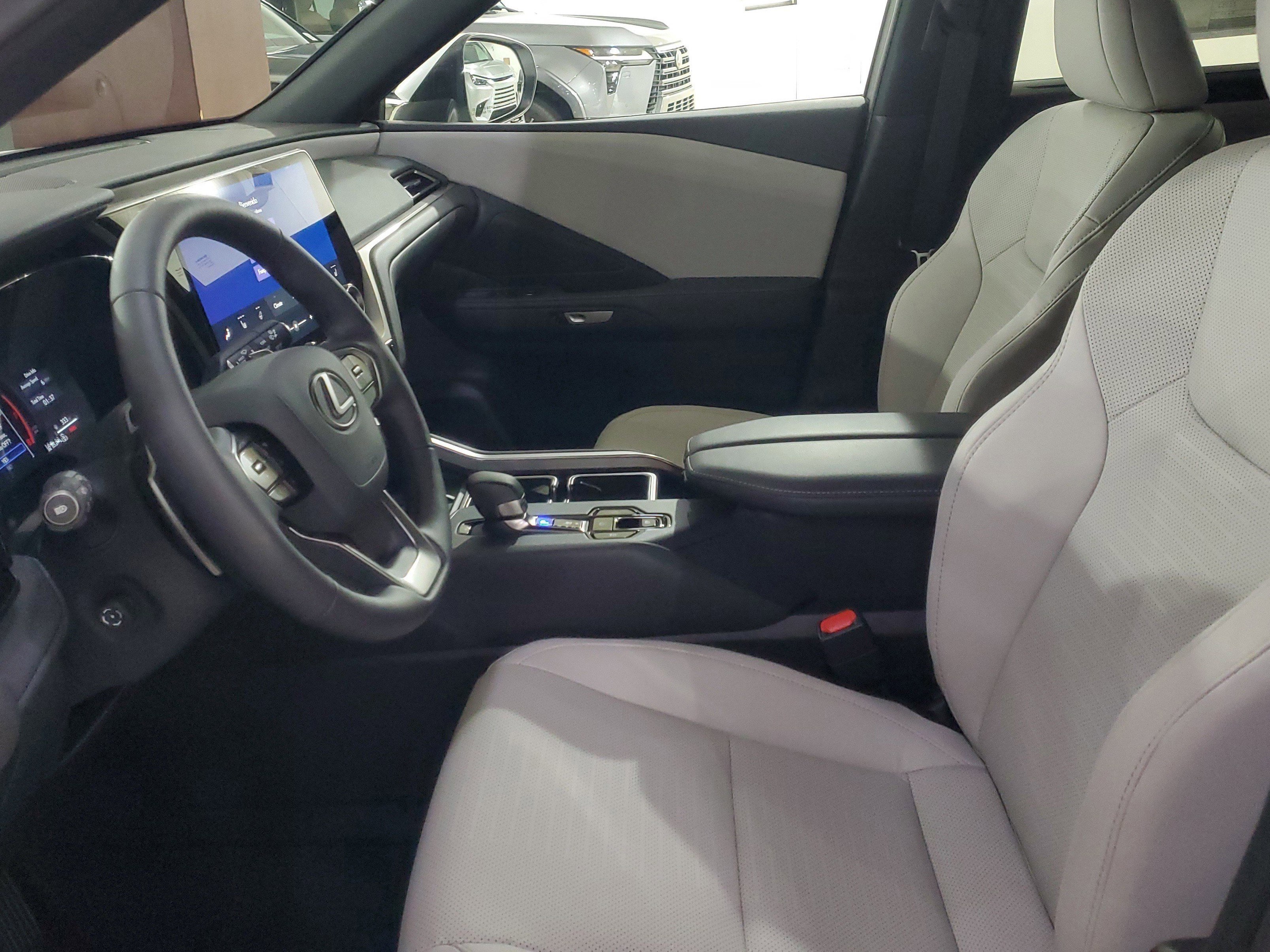 New 2026 Lexus TX 350 FWD image 12