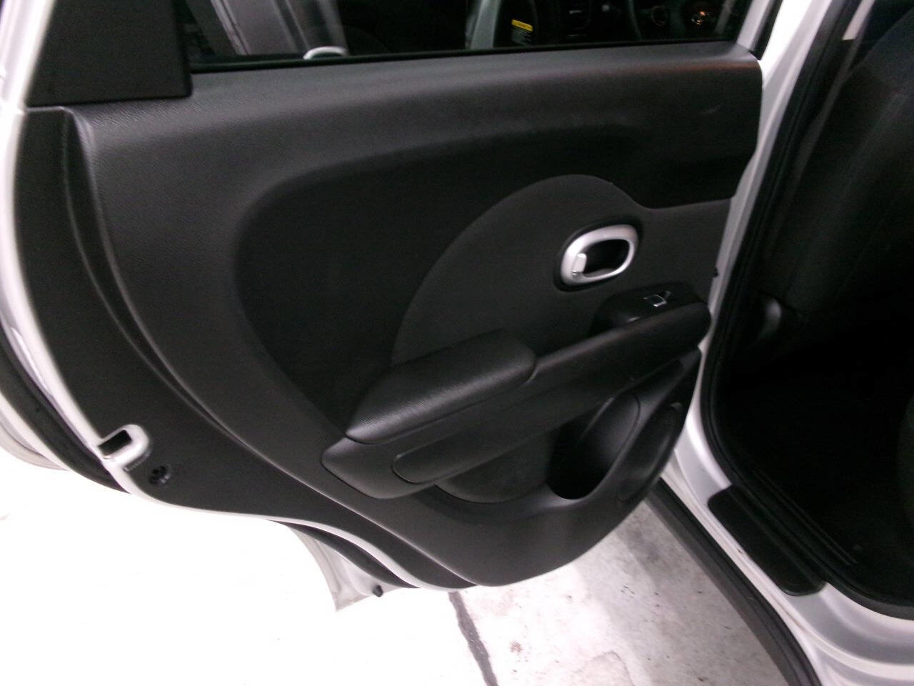 Used 2018 Kia Soul Base 4dr Crossover 6A image 21