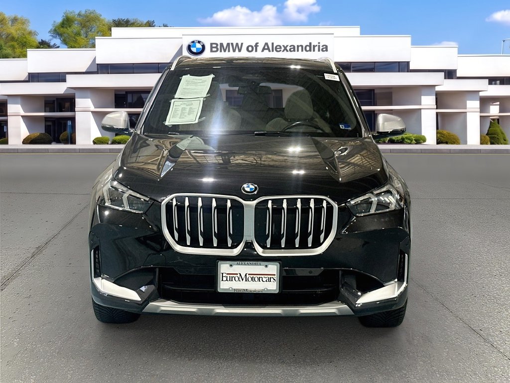 Used 2023 BMW X1 xDrive28i w/ Premium Package AWD/4WD image 2