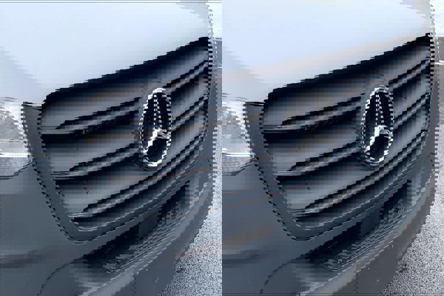 Used 2025 Mercedes-Benz Sprinter 2500 image 31