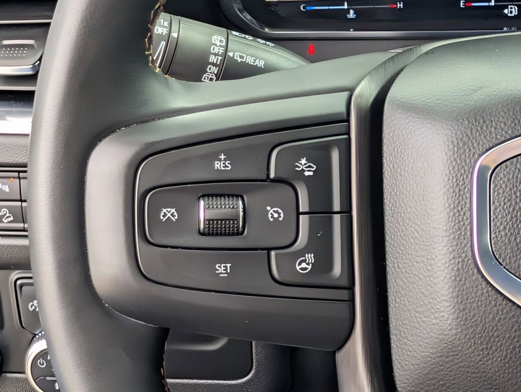 Used 2024 GMC Yukon XL AT4 w/ AT4 Premium Package image 20