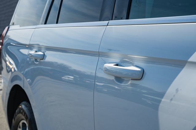 Used 2025 Ford Expedition Active image 24
