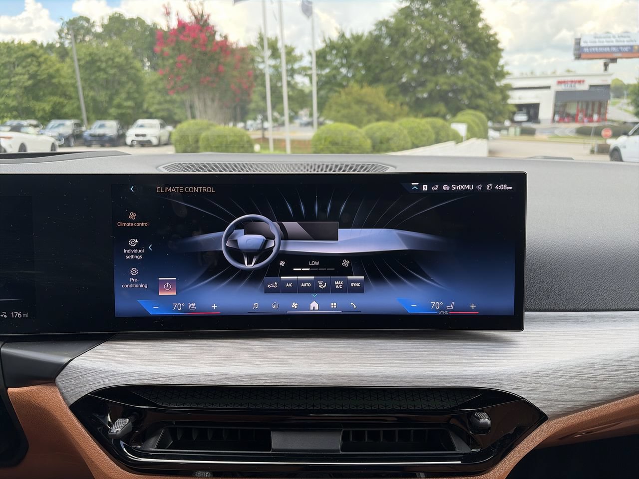 Used 2026 BMW i4 eDrive40 w/ Premium Package RWD image 27
