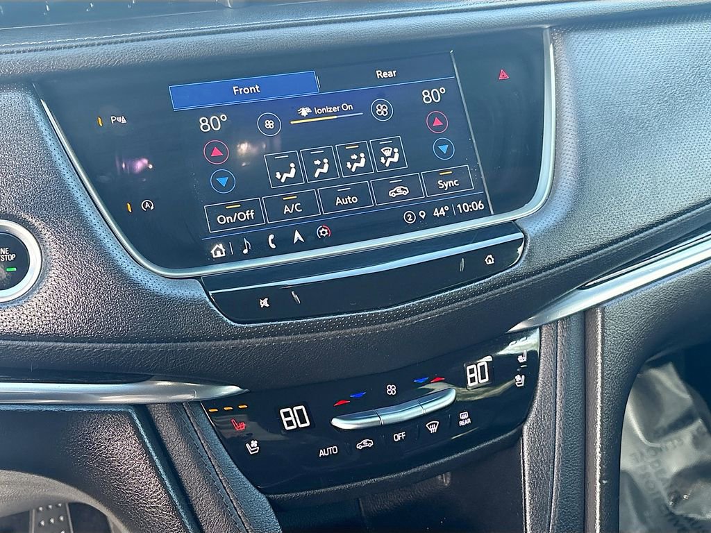 Used 2022 Cadillac XT5 Premium Luxury w/ LPO, Floor Liner Package AWD/4WD image 16