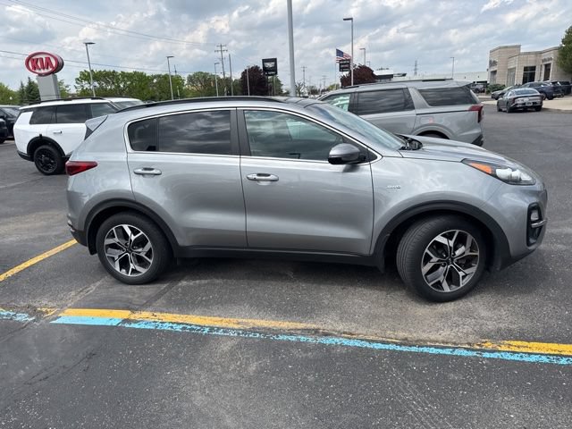 Used 2022 Kia Sportage EX AWD/4WD image 4