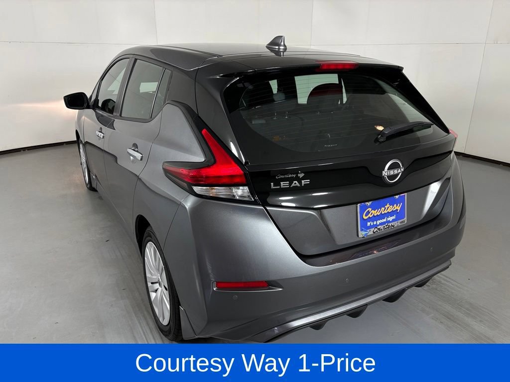 Used 2025 Nissan Leaf S FWD image 8