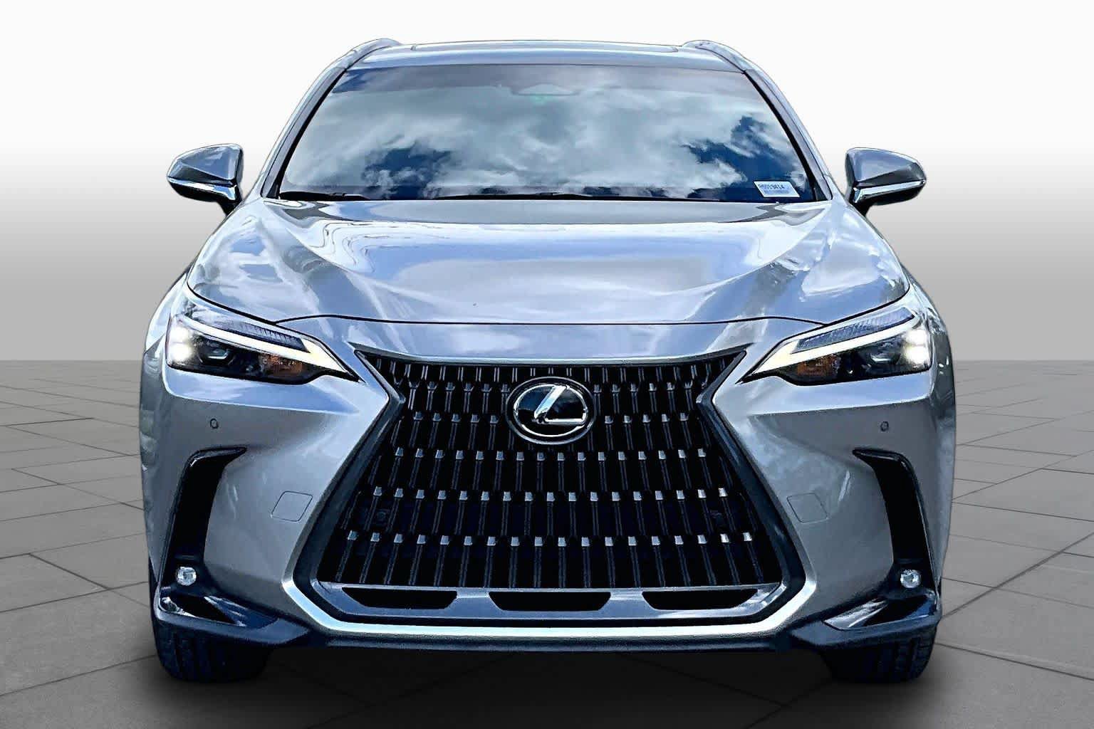 Used 2024 Lexus NX 350h AWD image 4
