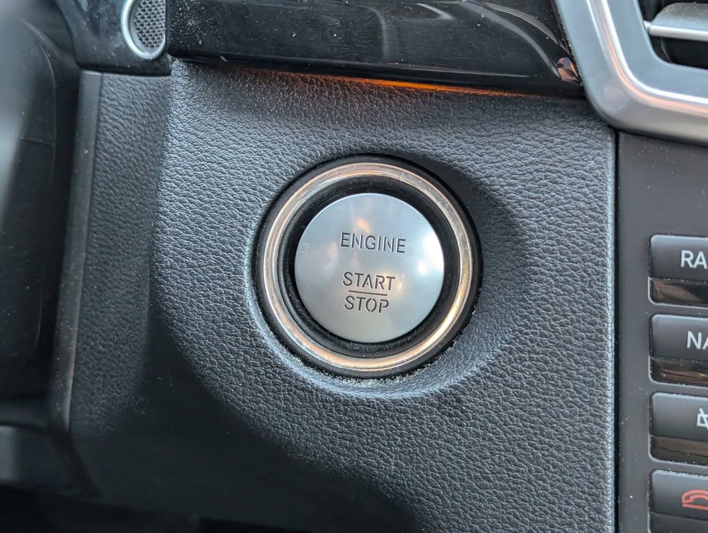 Used 2010 Mercedes-Benz E 350 Sedan image 13