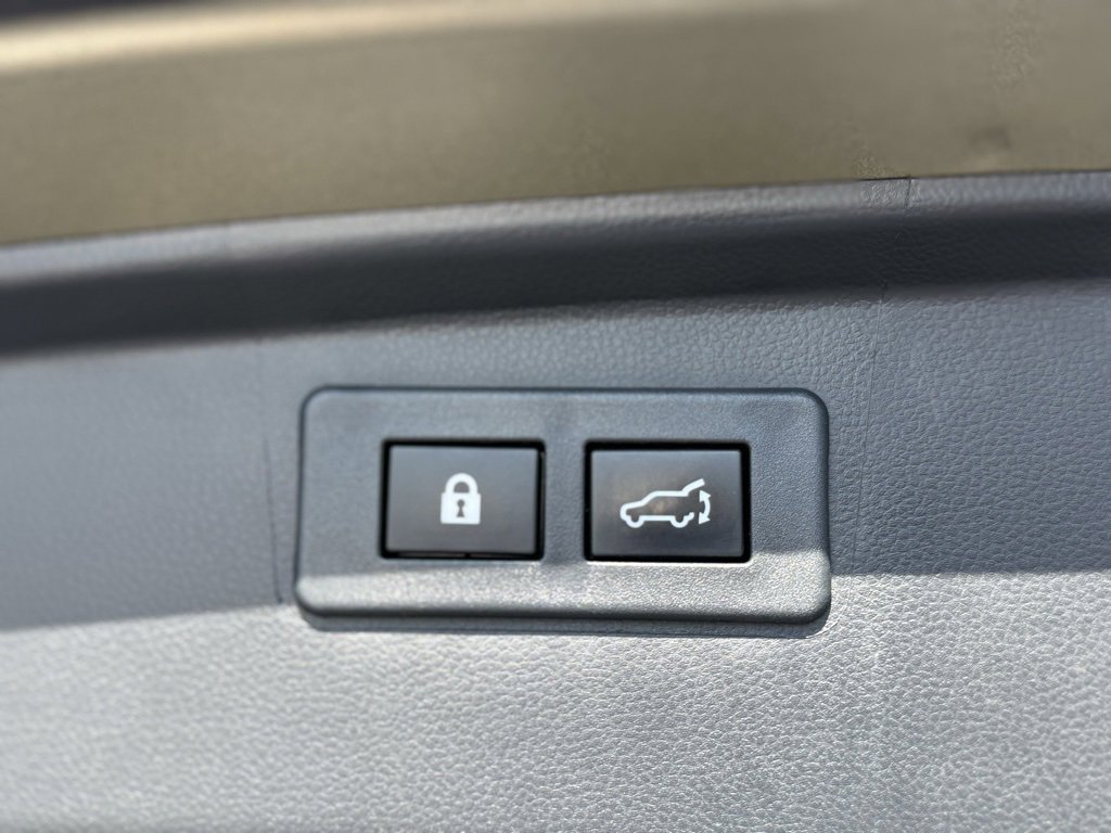 Used 2024 Subaru Outback Touring image 18