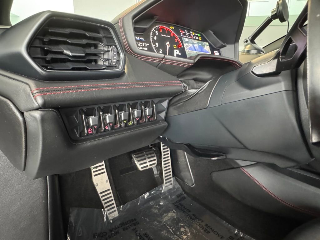 Used 2016 Lamborghini Huracan LP 580-2 image 27