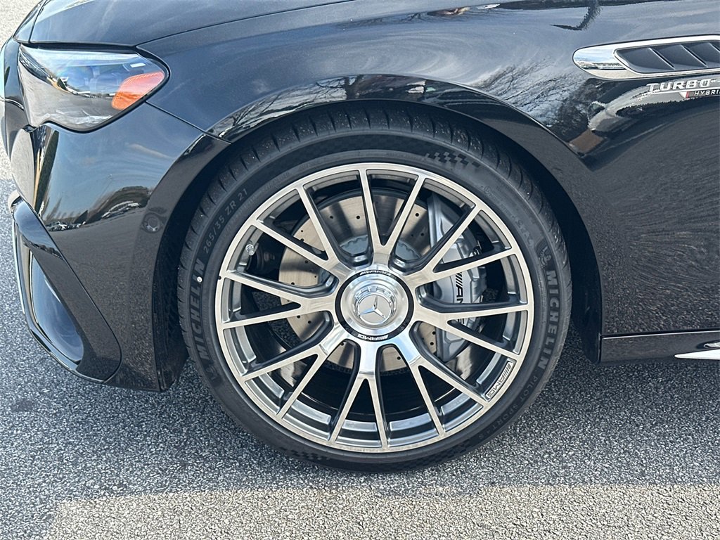 New 2026 Mercedes-Benz E 53 AMG e 4MATIC Sedan image 12
