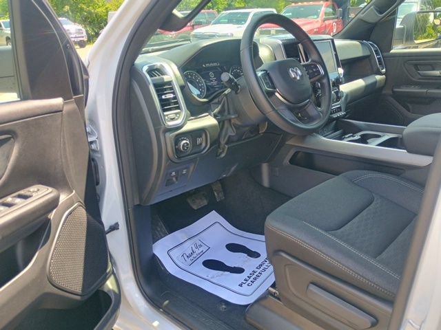 Used 2026 RAM 1500 Express AWD/4WD image 23