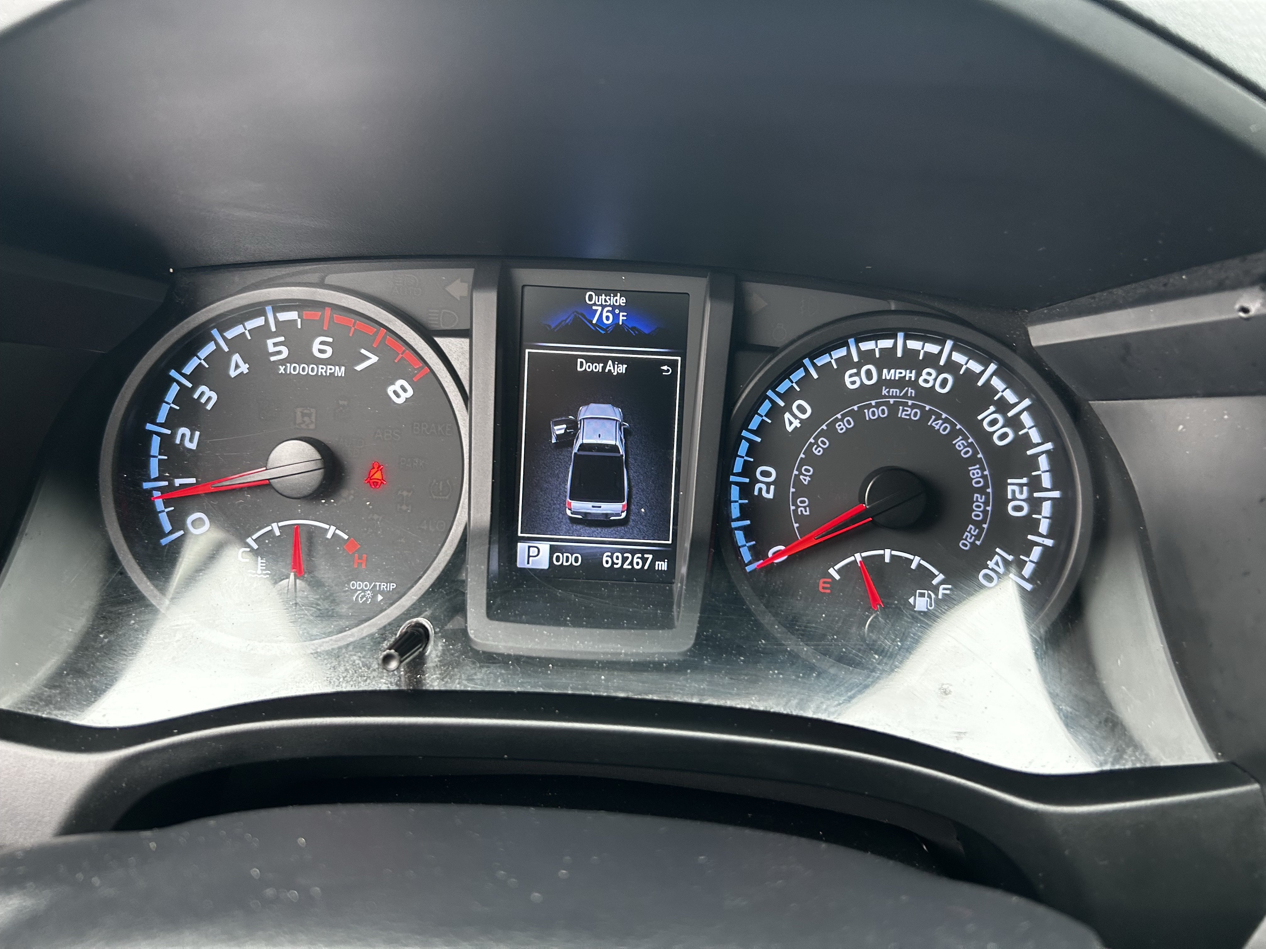 Used 2023 Toyota Tacoma SR RWD image 9