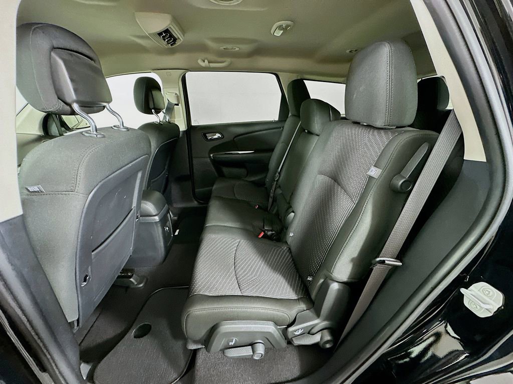 Used 2019 Dodge Journey SE w/ Premium Group image 21