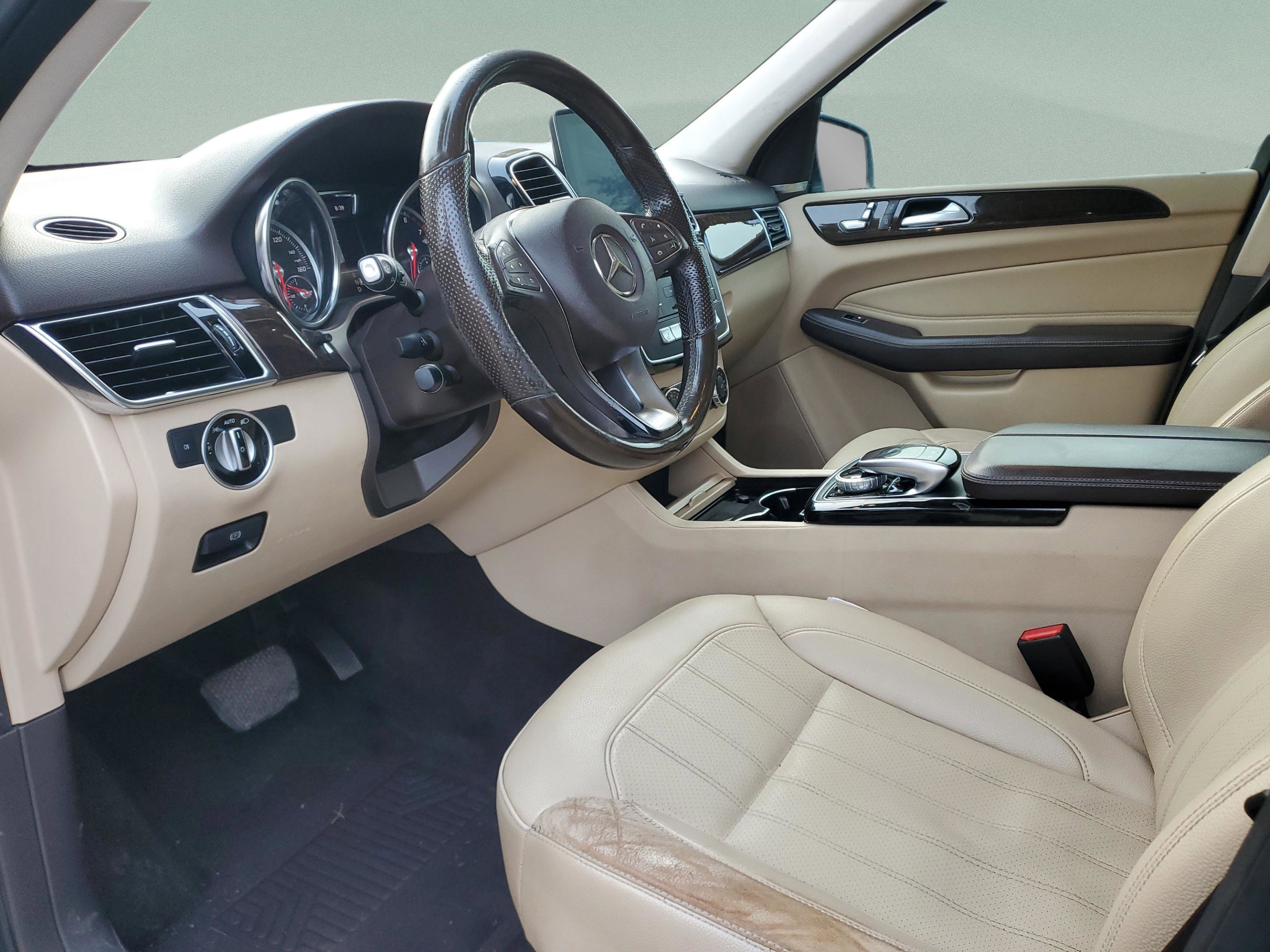 Used 2018 Mercedes-Benz GLE 350 w/ Premium 1 Package image 18