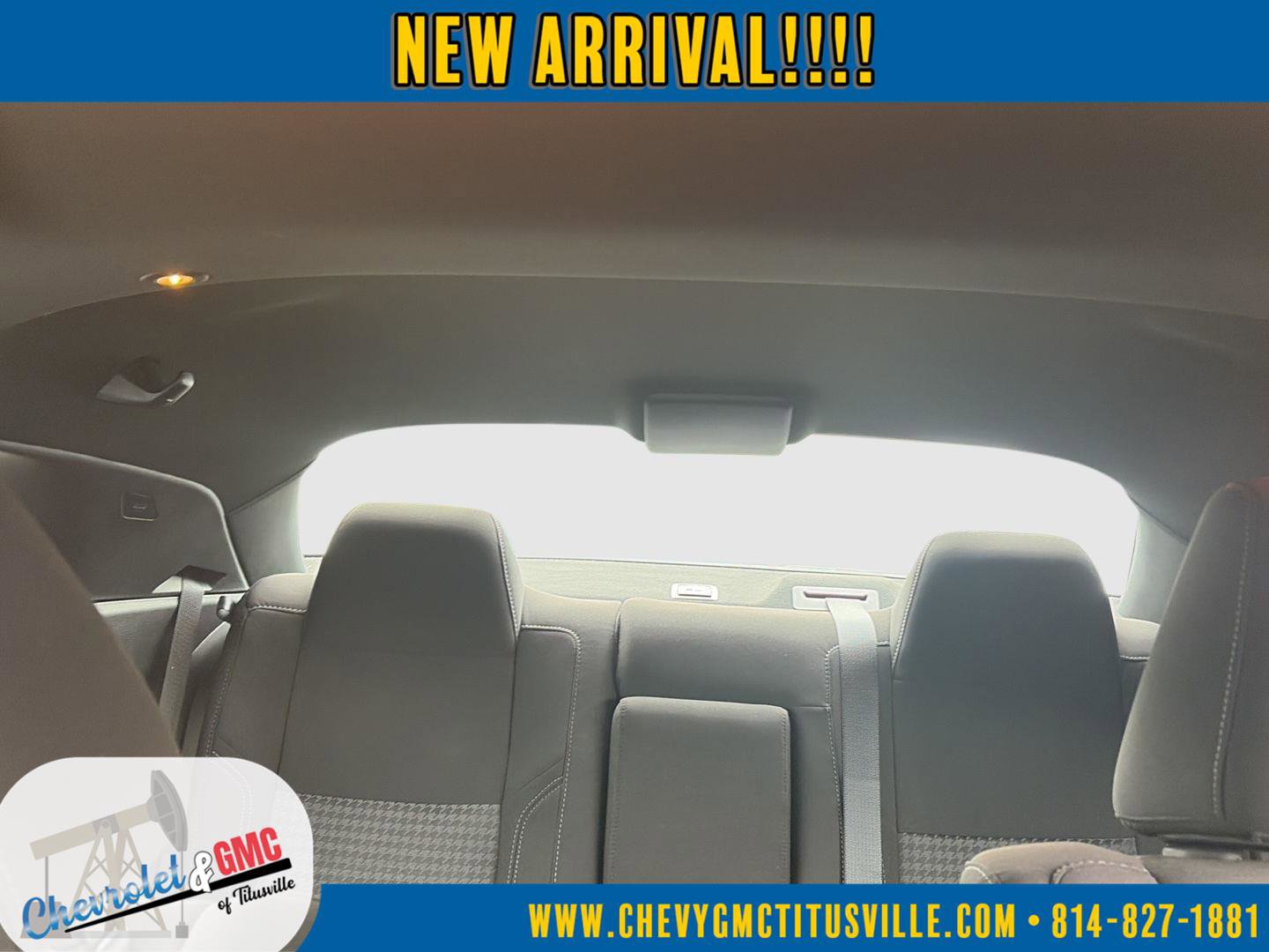 Used 2023 Dodge Challenger SXT w/ Blacktop Package AWD/4WD image 12