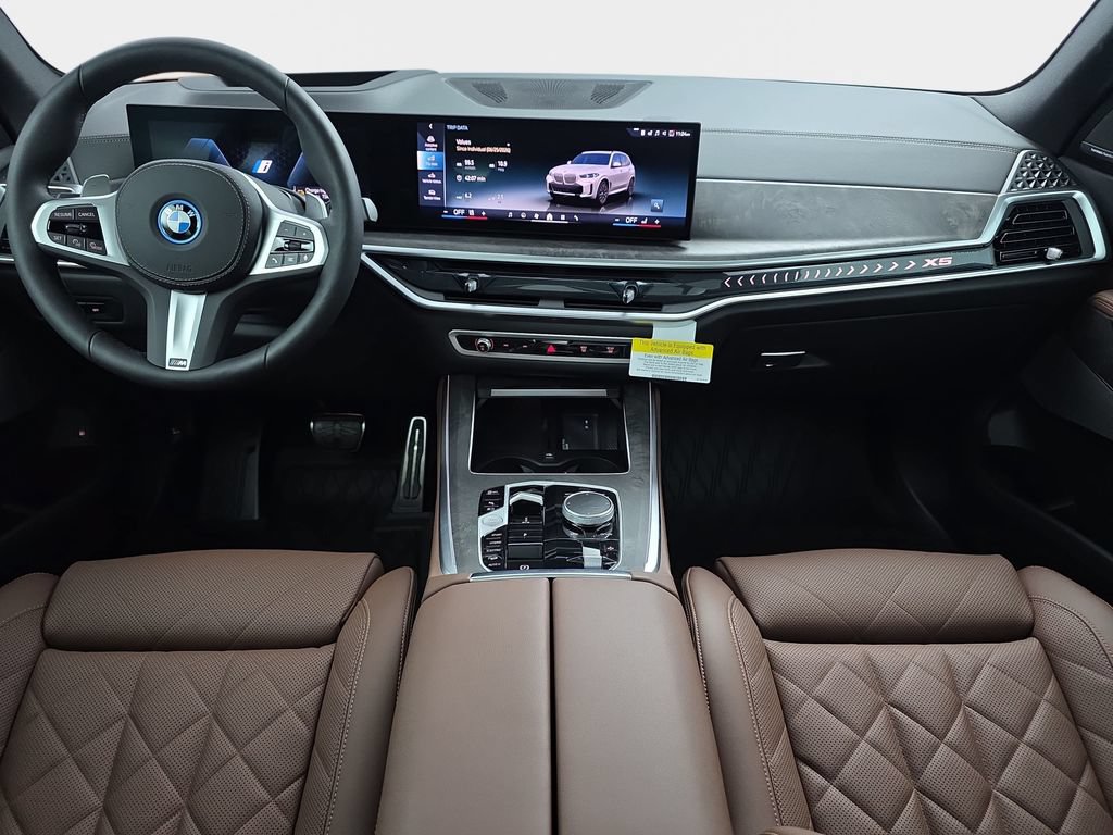 New 2026 BMW X5 xDrive50e w/ M Sport Package AWD/4WD image 10