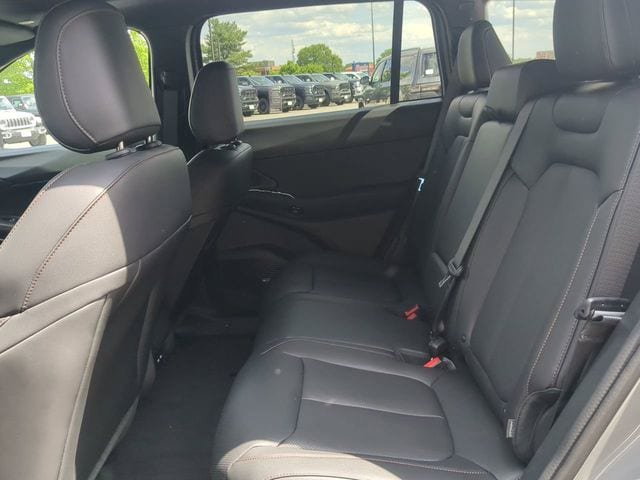 New 2026 Jeep Cherokee Limited AWD/4WD image 13
